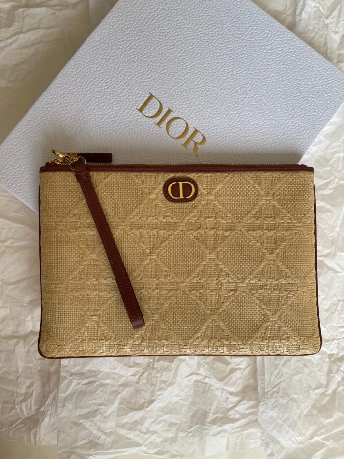 beige dior bag